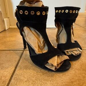 Stuart Weitzman Black T-strap French Cuff Suede Heels with Gold Eyelets Gromment